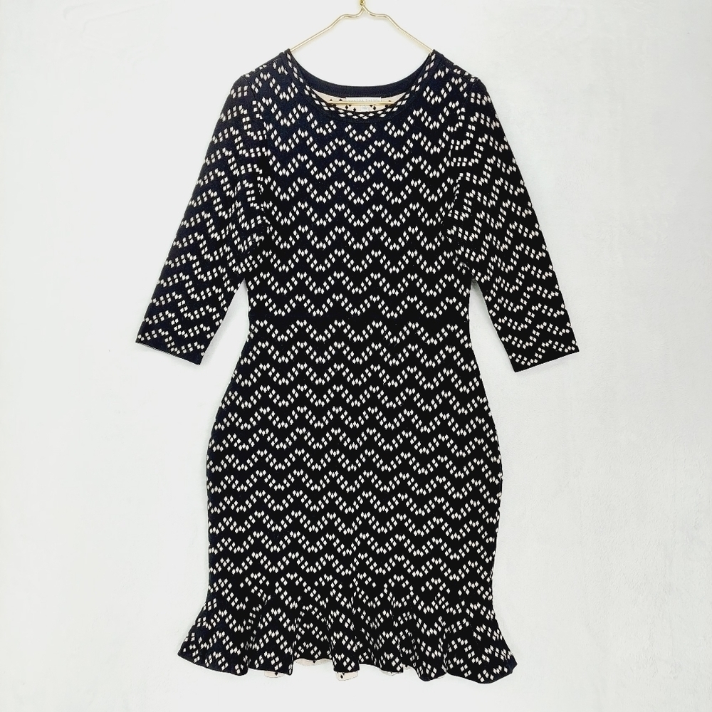 Sandra Darren Black & White 3/4 Sleeve  Bottom Flared Bodycon Midi Dress 1714
